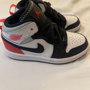 Nike Jordan Mid 1 SE 10.5C